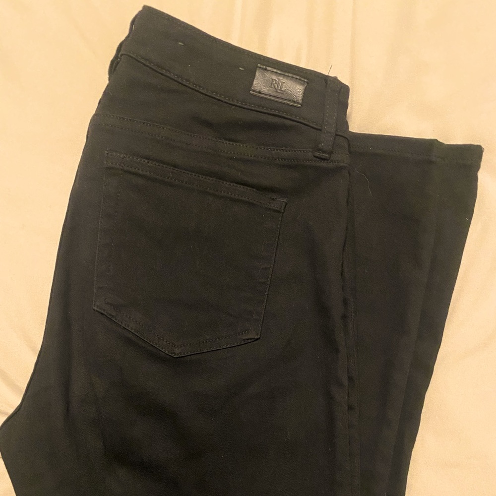 LAUREN Ralph Lauren. Mid Rise Skinny Jeans. Size 4.